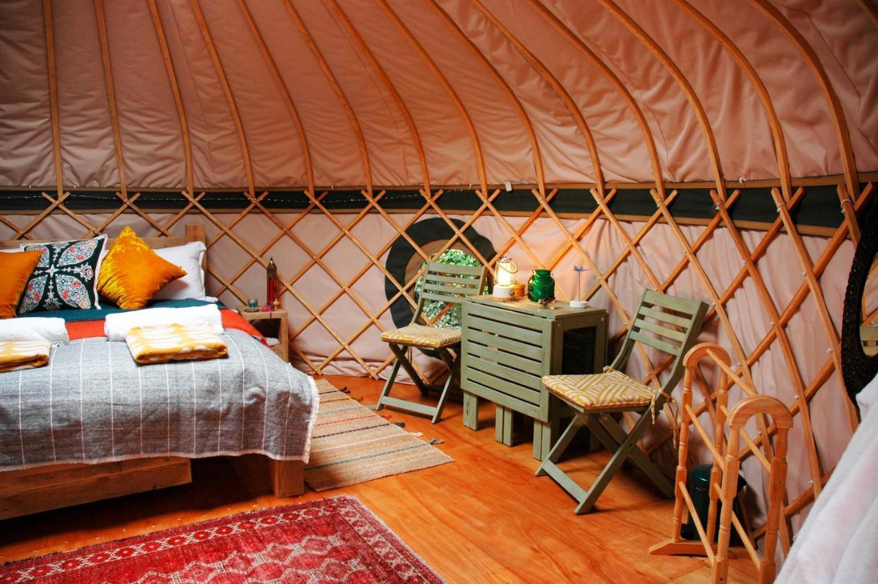 Stamford Meadows Glamping With Private Hot Tubs 호텔 외부 사진