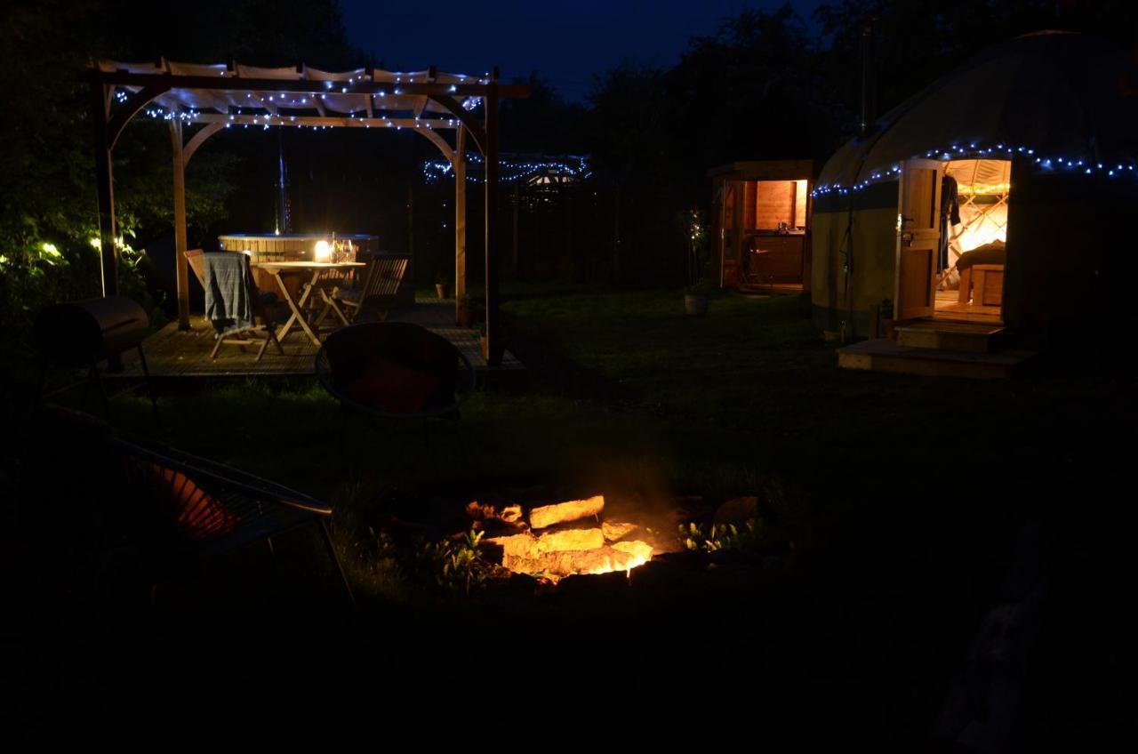Stamford Meadows Glamping With Private Hot Tubs 호텔 외부 사진