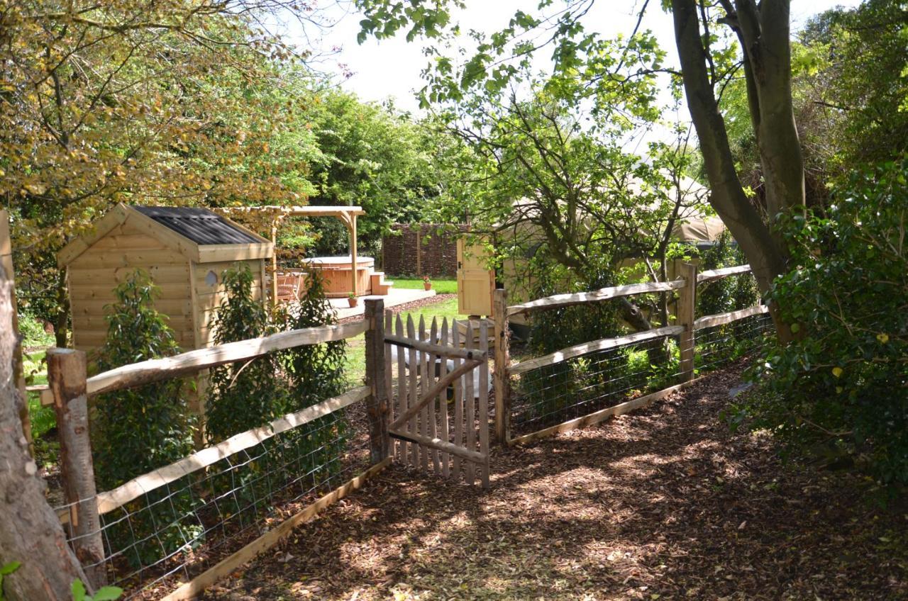 Stamford Meadows Glamping With Private Hot Tubs 호텔 외부 사진