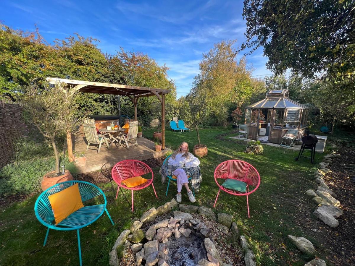 Stamford Meadows Glamping With Private Hot Tubs 호텔 외부 사진