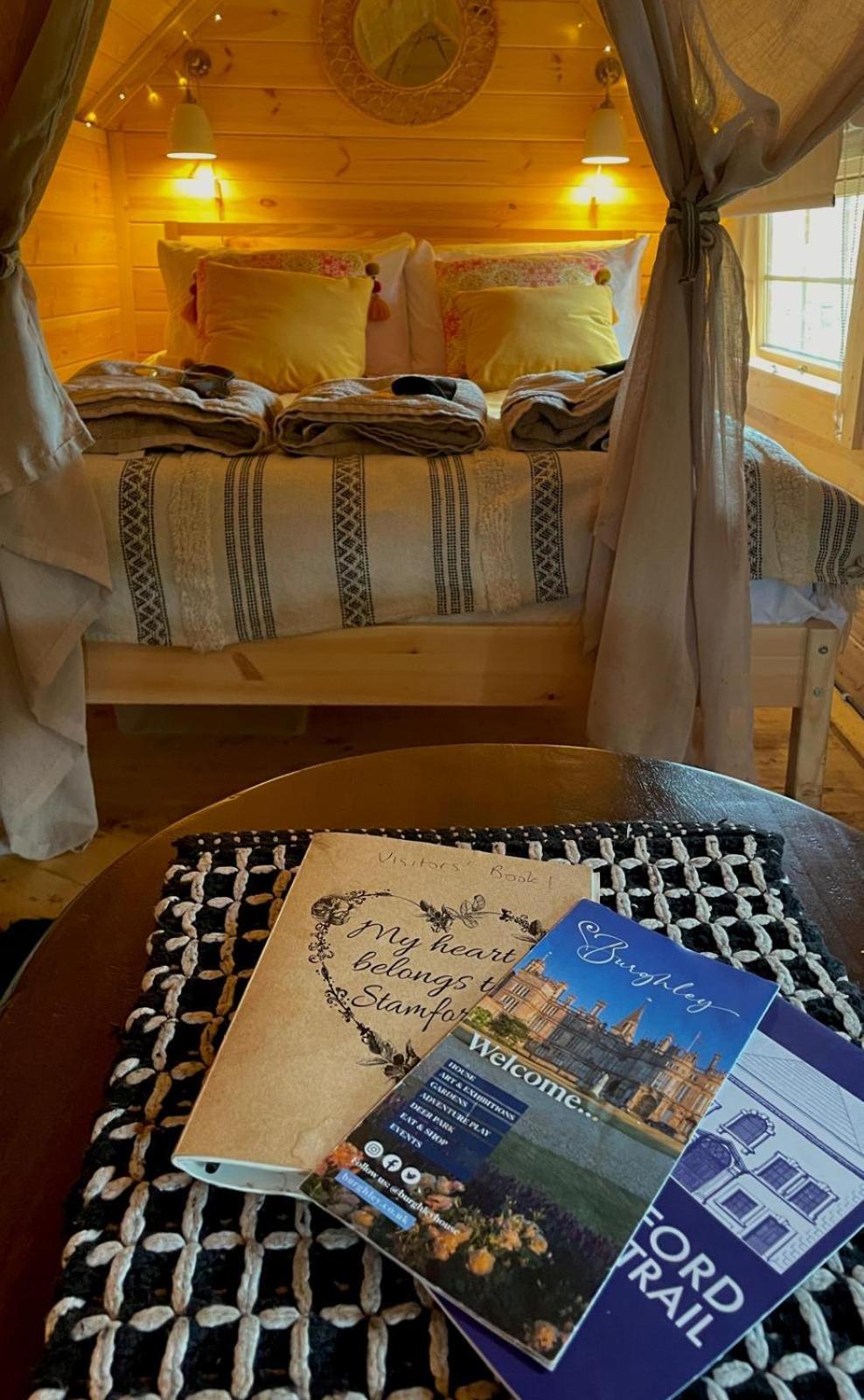 Stamford Meadows Glamping With Private Hot Tubs 호텔 외부 사진
